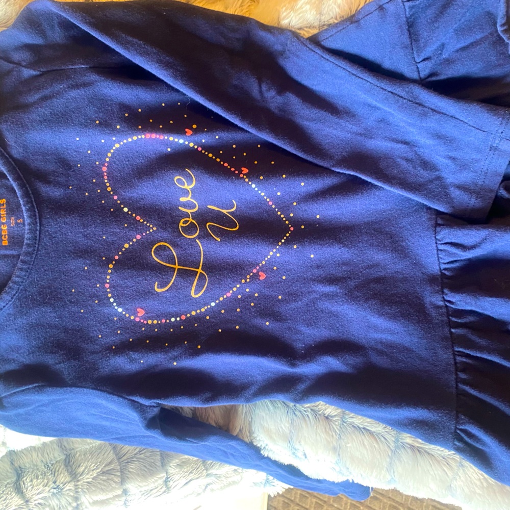 Blue long sleeve TSHIRT pink and gold heart and words
